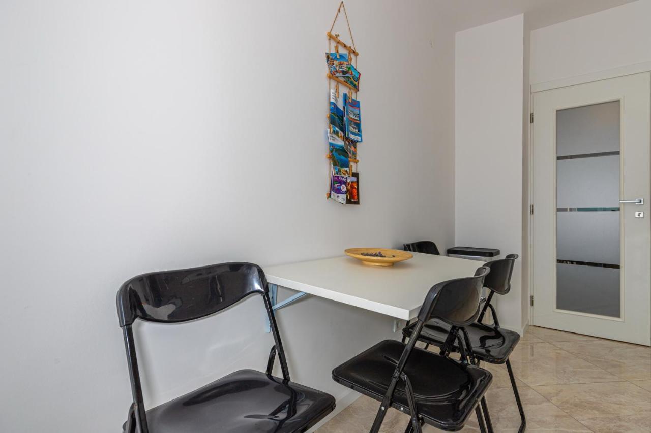 Apartment Vivien Crikvenica Bagian luar foto